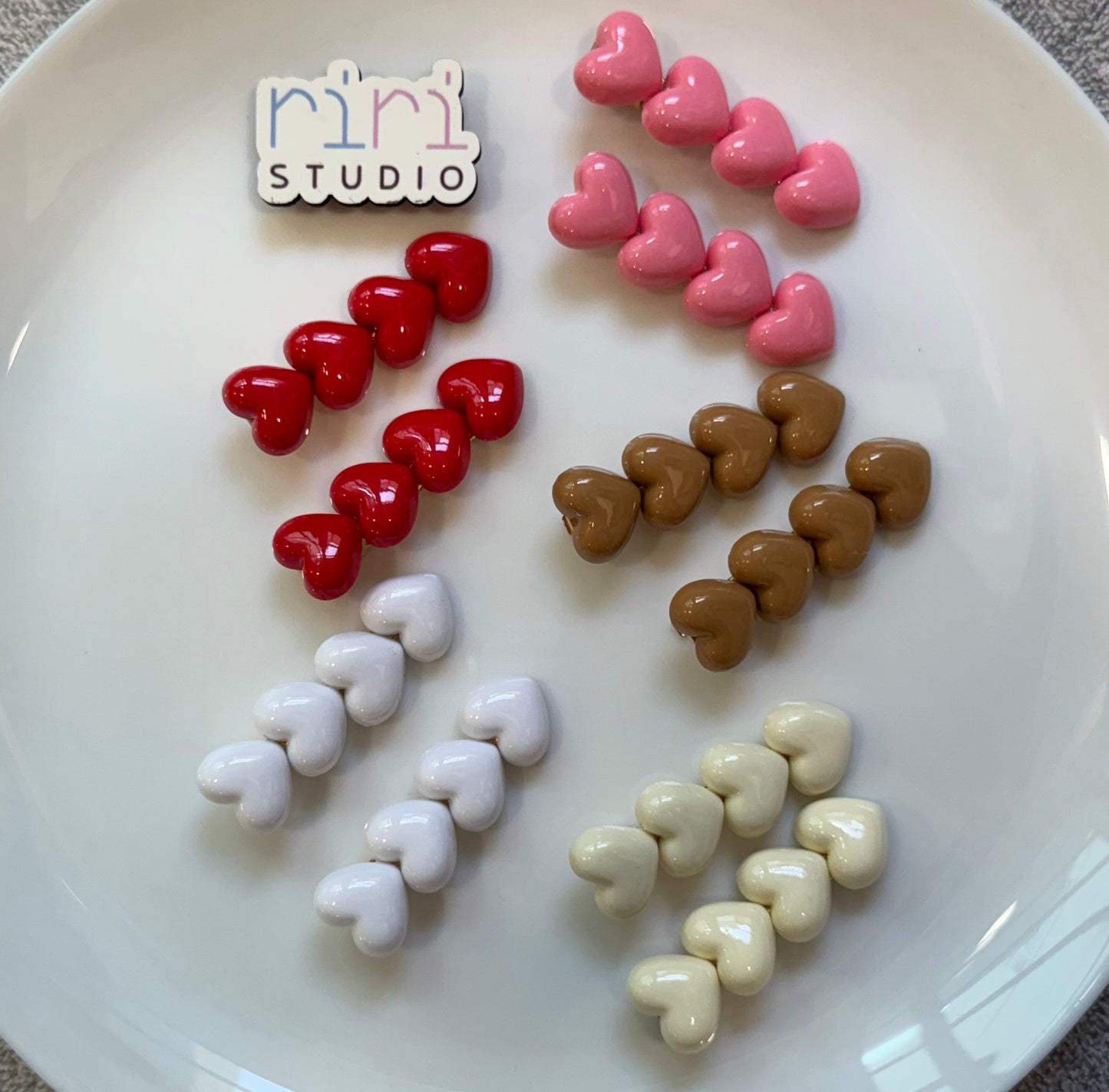 Mini Heart Hair Clips Set – Glossy Finish | Cute Everyday Styling
